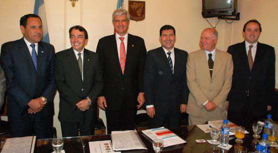 Deliberó en Santiago del Estero el Comité Ejecutivo del Parlamento del NOA