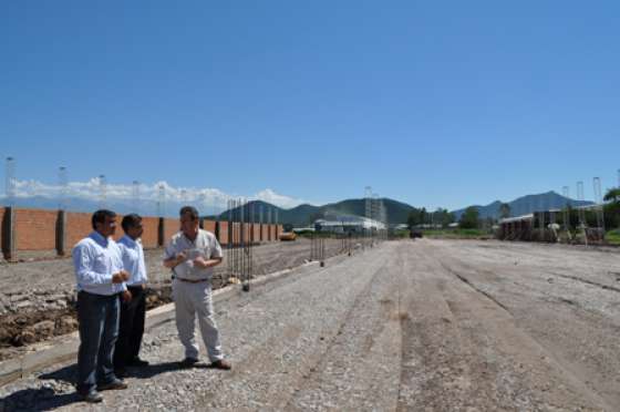 Instalarán una fábrica modelo de muebles en el Parque Industrial de Salta