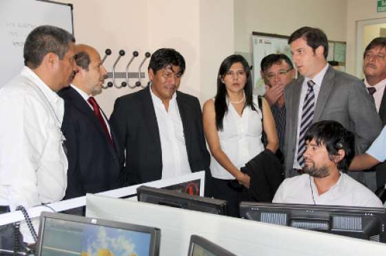 Funcionarios de Bolivia visitaron la sede del Sistema de Emergencias