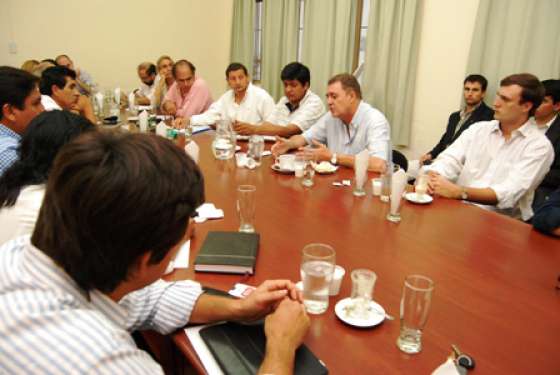 Continúan las reuniones para la difusión del voto electrónico