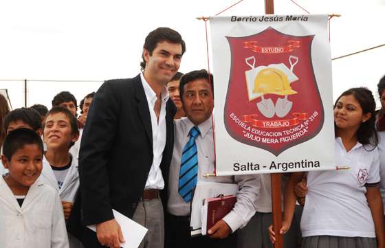 Urtubey lanzó el programa Escuelas Deportivas, un espacio de  encuentro, deporte y recreación