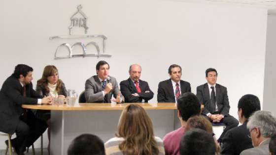 Policías recibieron capacitación sobre normas de tránsito