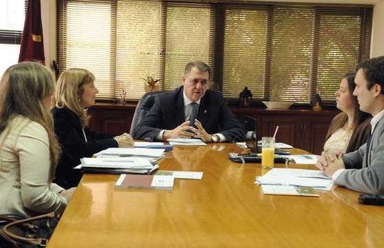 Gobierno y CFI avanzan en políticas de desarrollo local