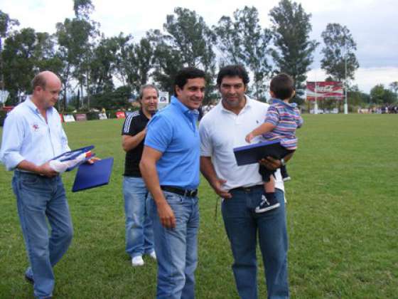 La Provincia reconoció a dos salteños exjugadores de Los Pumitas