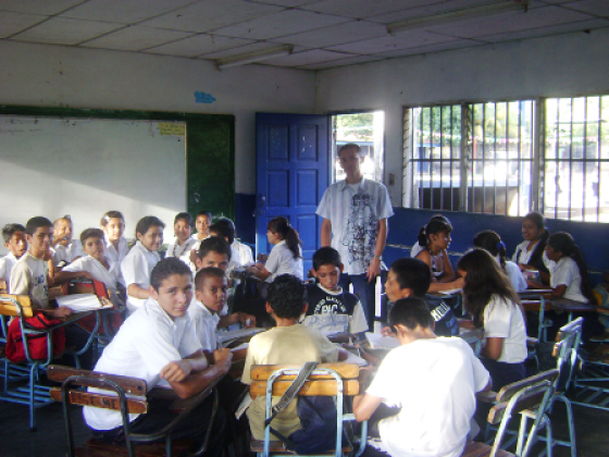 Alumnos de 7° que adeudan hasta dos materias podrán rendir hasta el 27