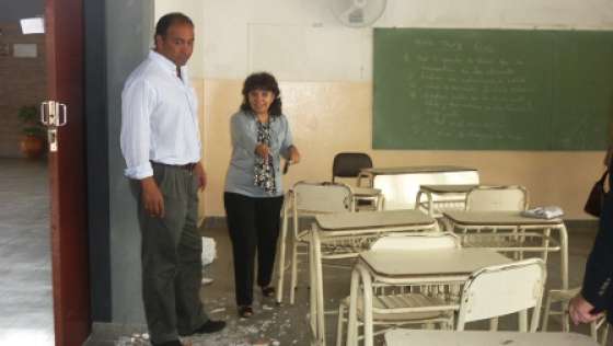 El titular de  Educación visitó el fin de semana la escuela secundaria Batalla de Salta