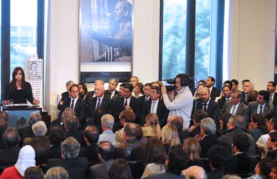 Argentina recupera la soberanía hidrocarburífera