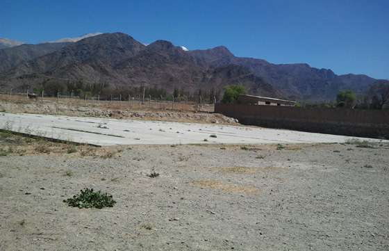 Avanzan obras en complejos deportivos de Cachi y Angastaco