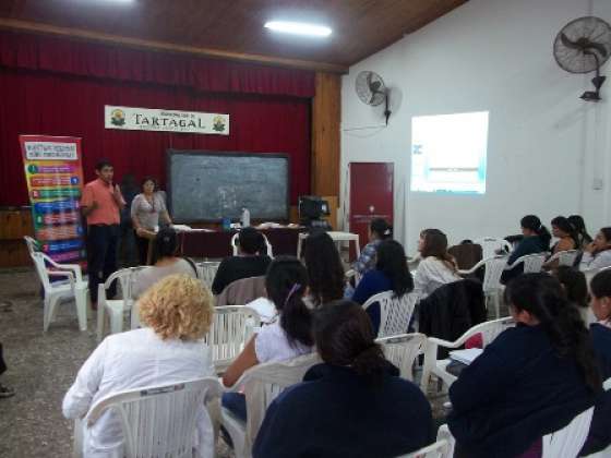 Docentes capacitados en Tartagal por Defensa del Consumidor