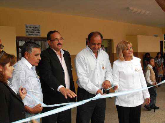 El Gobierno inauguró obras de ampliación y refacción en la Escuela Lapacho II de Tartagal
