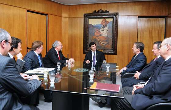 Urtubey se reunió con miembros de la empresa minera Lumina Copper