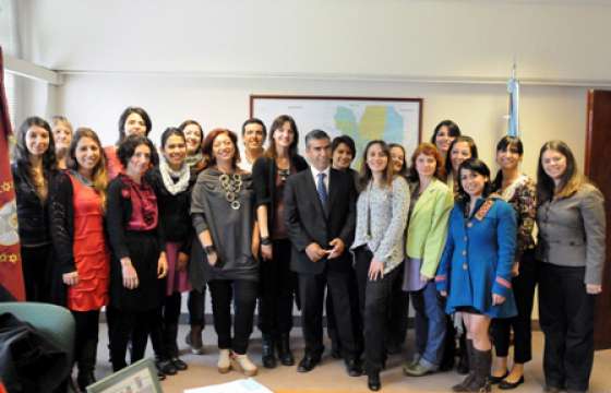 Diseñadores salteños participarán en la Feria Puro Diseño 2012