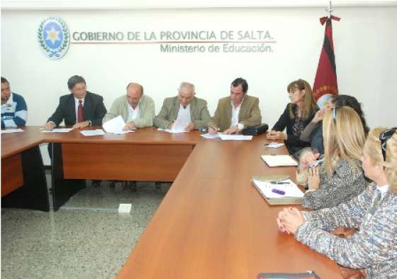 Refaccionarán establecimientos educativos de Capital, La Merced y Chicoana