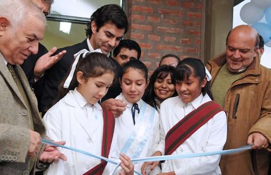 El Gobierno inauguró dos nuevas aulas en la escuela 4742 de La Merced