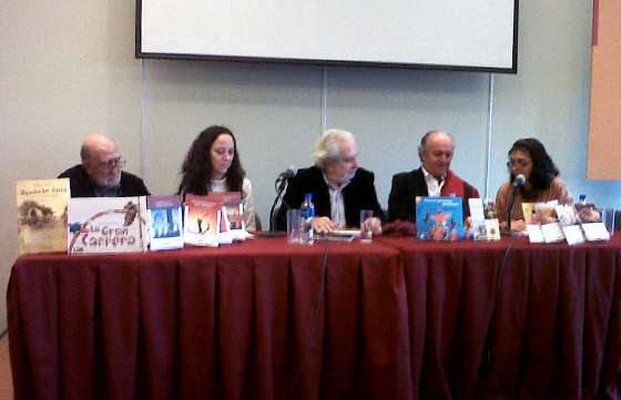 Presentaron en la Feria del Libro una obra sobre Güemes