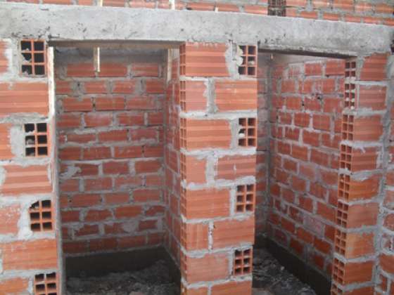 Se hacen obras en la escuela de Los Toldos