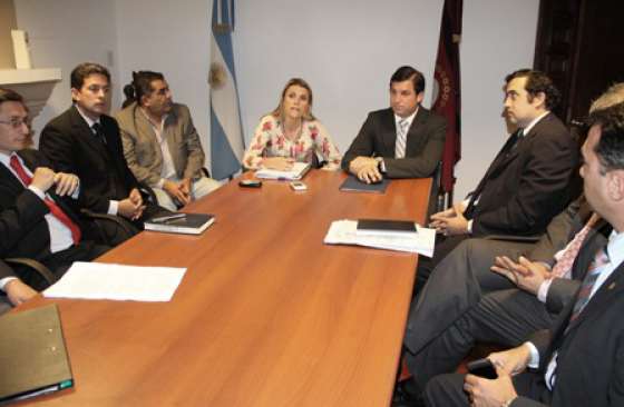 Seguridad y Derechos Humanos analizaron temas en conjunto