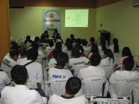 Charlas sobre turismo estudiantil en Capital, Cafayate y Tartagal