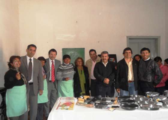 Cursos de capacitación destinados a personas sin trabajo formal