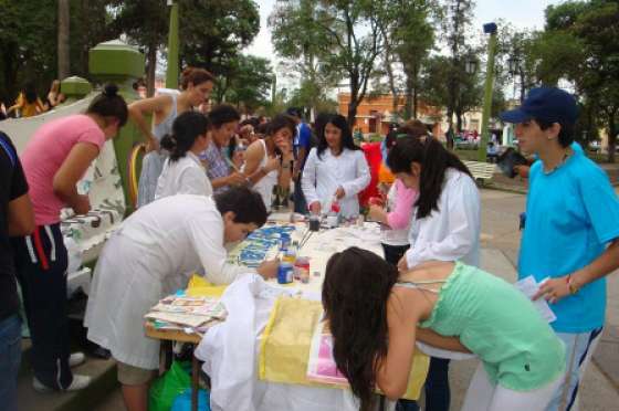 Comenzaron talleres en los Centros de Actividades Juveniles