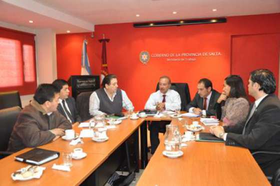 Analizan implementar el Programa Jóvenes con Más y Mejor Trabajo en más municipios