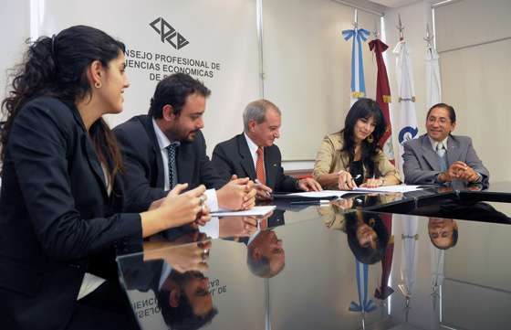 Convenio para desarrollar actividades en barrios de la zona sudeste capitalina