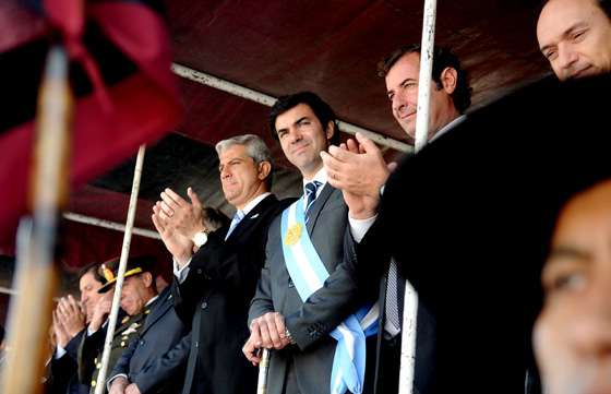 Urtubey encabezó en El Carril los actos centrales del 25 de Mayo