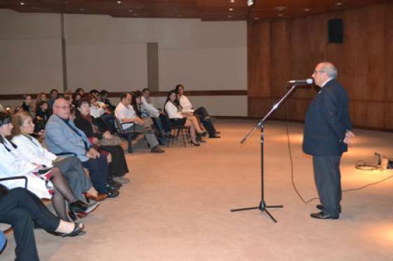 Colación de especialistas en el Hospital Público Materno Infantil