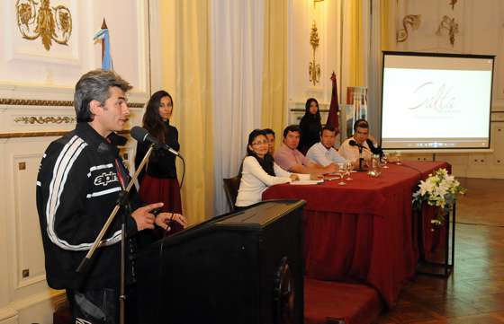 Intercambio de ofertas turìsticas y comerciales con Tarija