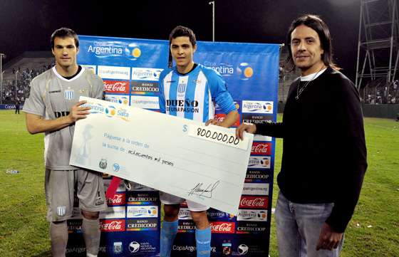 Racing Club se impuso a River en la Copa Argentina