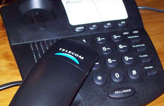 Empresa telefónica fue multada por no dar información