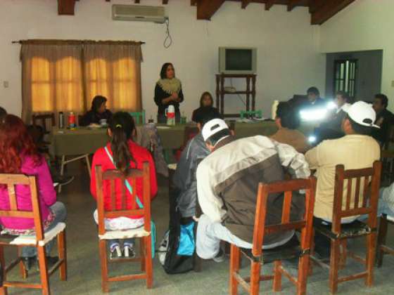 Salud realizó una reunión con Unicef y caciques en Ballivian