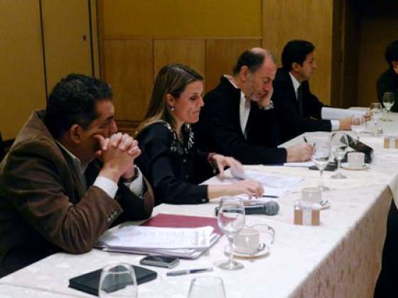 Reunión con funcionarios nacionales por la regularización de los lotes 55 y 14