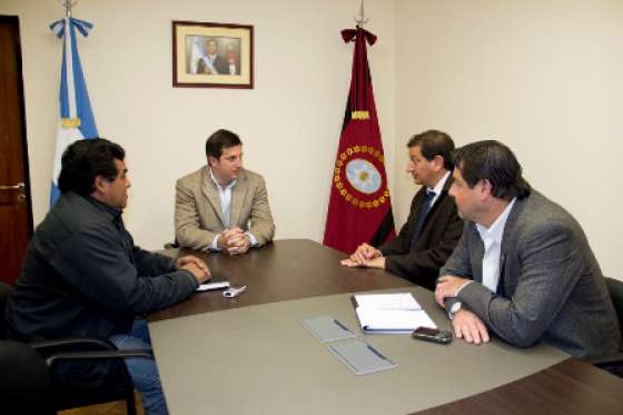 El ministro de Seguridad se reunió con representantes de La Caldera