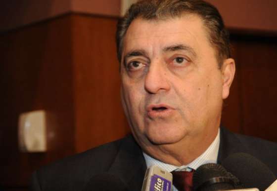 “El paro de camioneros perjudica especialmente a provincias como la nuestra”, dijo Loutaif