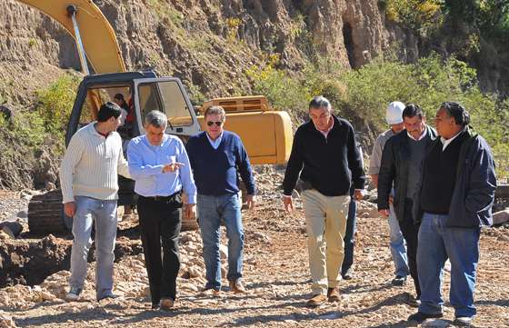 El Gobierno trabaja para mejorar el abastecimiento de agua potable en La Caldera