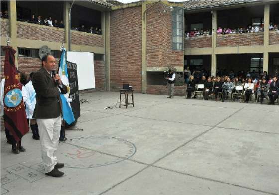 Educación puso en marcha el Programa Riesgo Social 2012