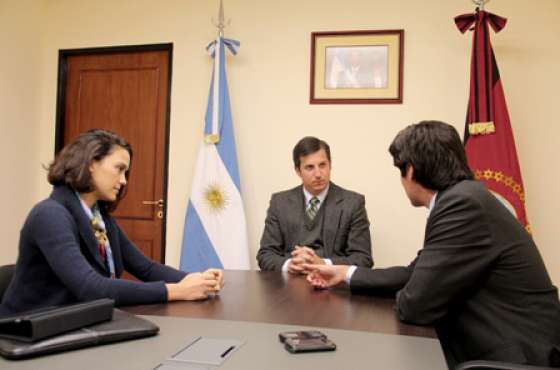 Sylvester se reunió con funcionaria del Municipio de Tigre