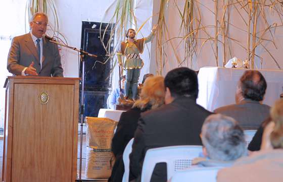 Se lanzó la temporada 2012 de la zafra azucarera con importantes anuncios