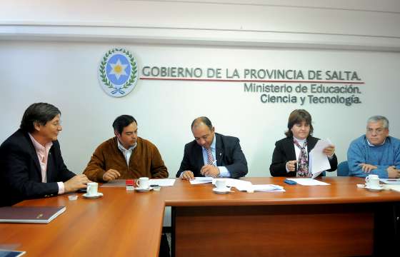 Se refaccionarán establecimientos educativos del interior