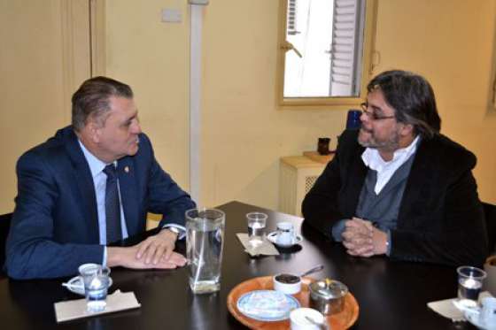 Gobierno firmó un convenio de cooperación con el Instituto Nacional del Teatro