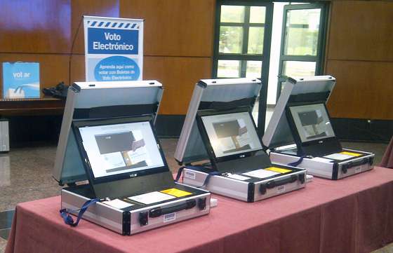 Comienza la capacitación en el uso del voto electrónico en el Norte