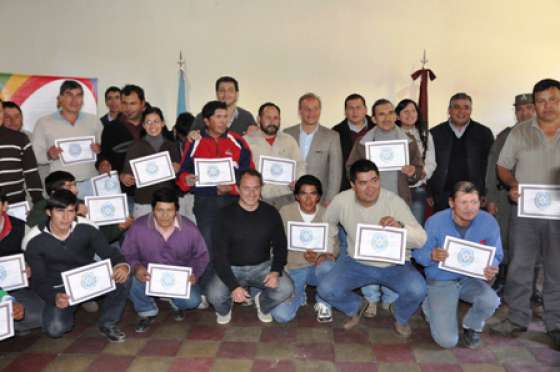 Trabajo entregó certificados de capacitación en Los Toldos