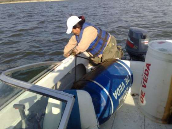 Rige la veda de pesca en zona norte y sur del embalse Cabra Corral