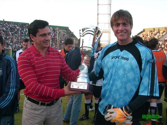 Central Norte se coronó anoche campeón del Torneo de Invierno