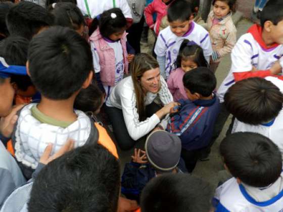 Visita a los niños del merendero Niño Jesús de Praga