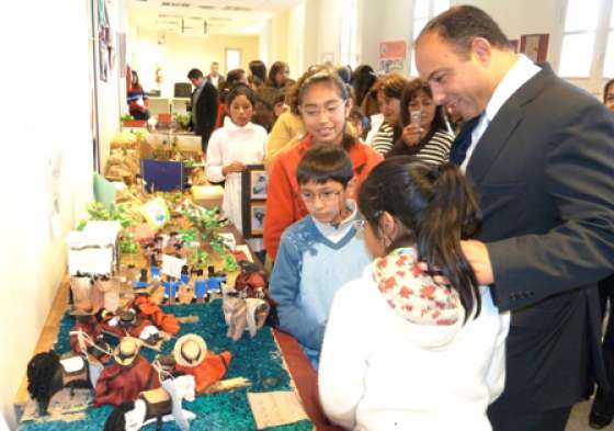Estudiantes exponen maquetas y dibujos alusivos a la Gesta Güemesiana