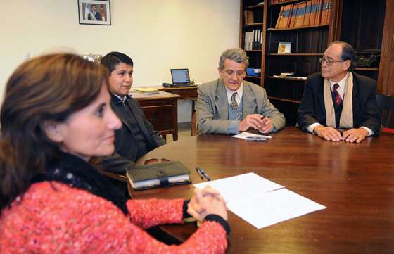 Convocatoria para la elaboración de textos escolares primarios