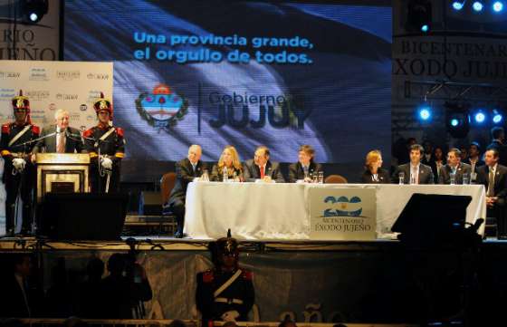 Urtubey acompañó al pueblo jujeño en el Bicentenario del Exodo