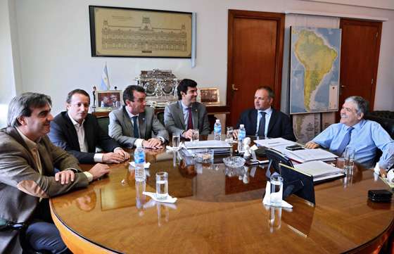 Urtubey participó de la presentación de un plan nacional de obras públicas